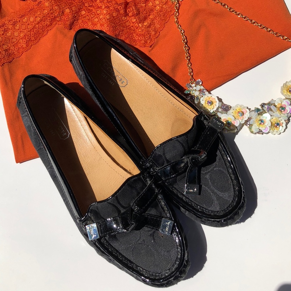 Coach Frida Black Signature Loafers 7 B